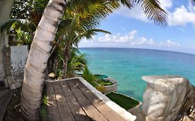 Sun Reef Village On Sea